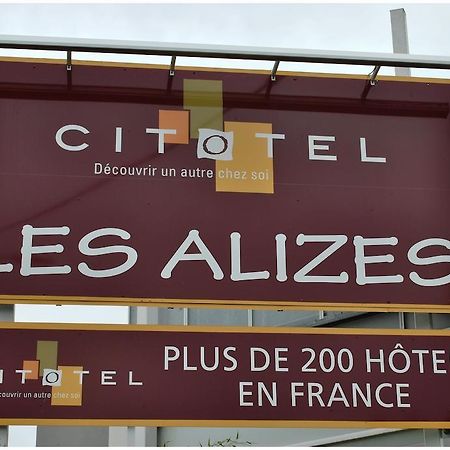 Citotel Hotel Les Alizes エイジーヌ エクステリア 写真