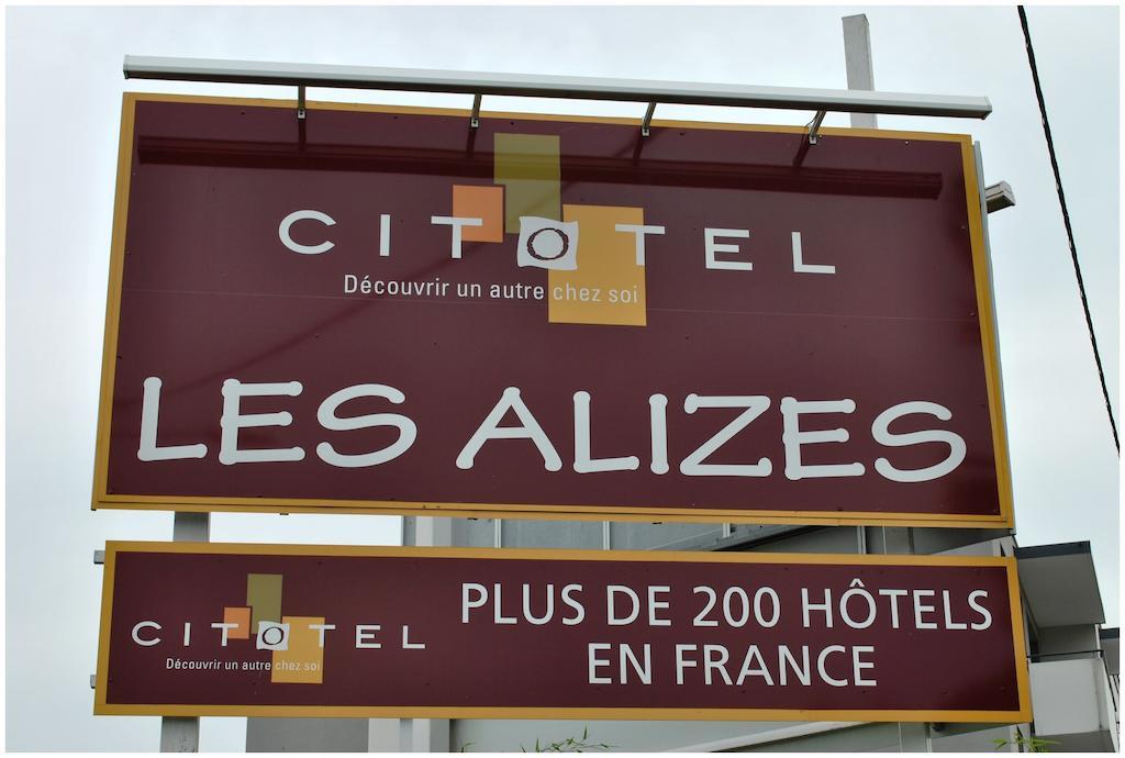 Citotel Hotel Les Alizes エイジーヌ エクステリア 写真